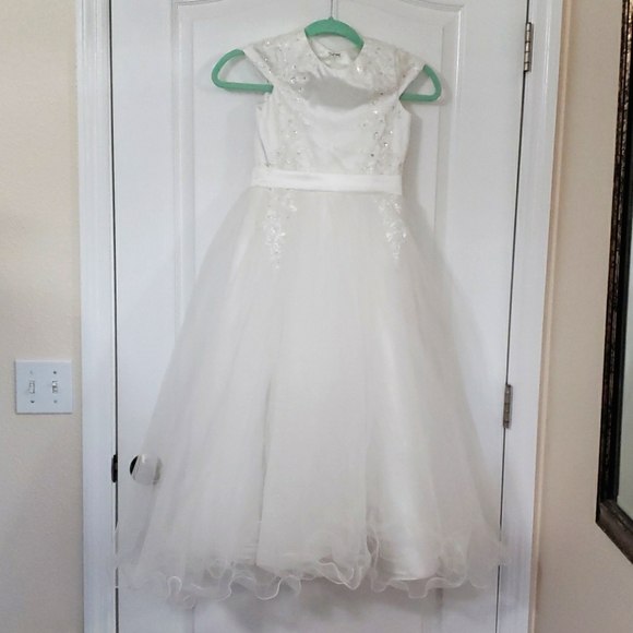 Little girls short-sleeved white Bridess flower girl dress size 10/12